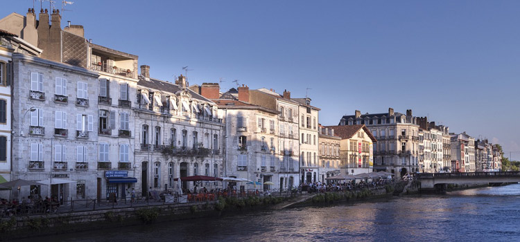 Bayonne lors d'un week-end romantique au Pays Basque
