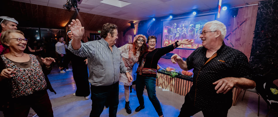 camping halloween pays basque